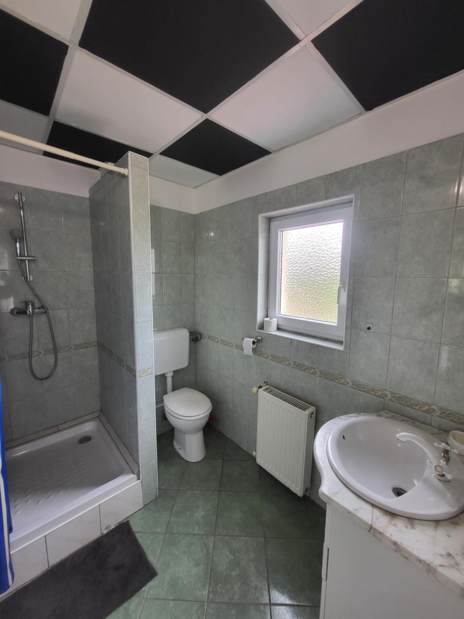 Napsugar Vendeghaz Apartment Tiszaujvaros Room photo
